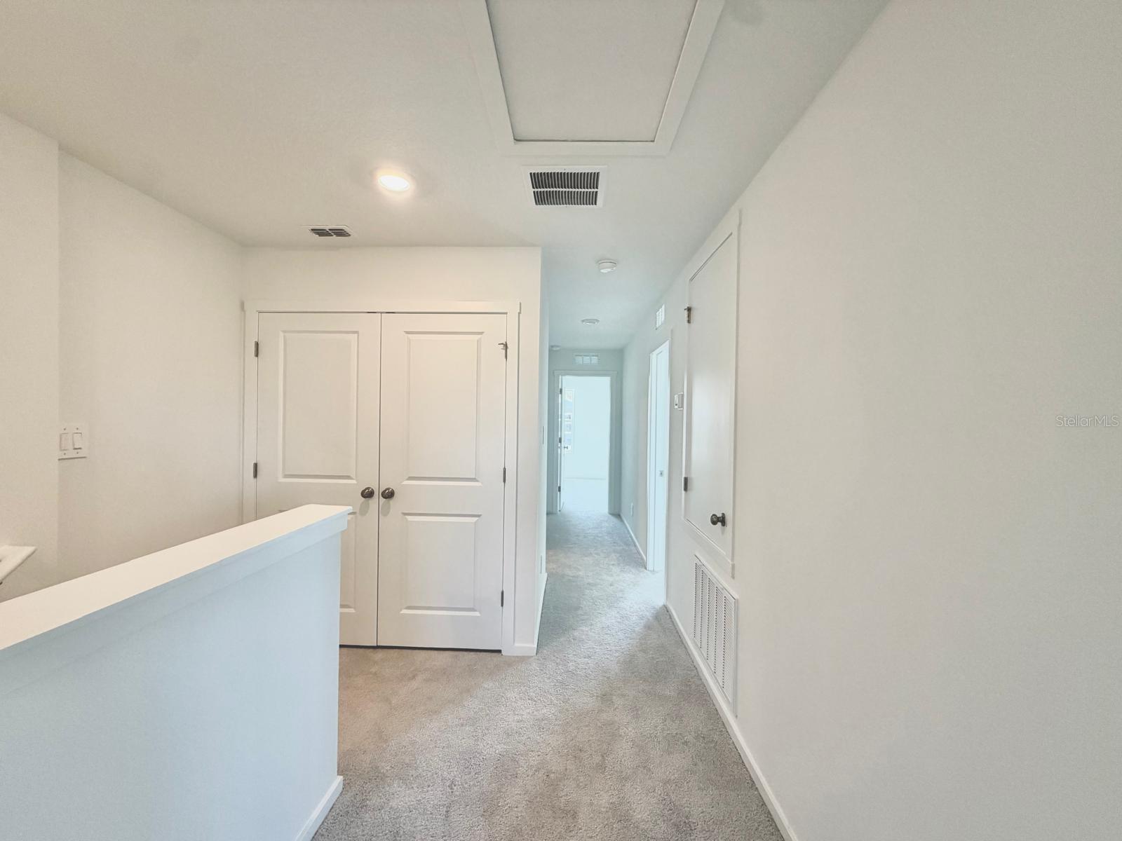 Image 18 of 23 For 836 Lynx Street