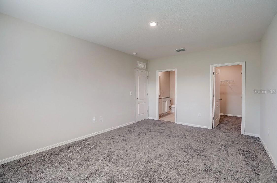 Image 14 of 28 For 589 Broadoak Drive