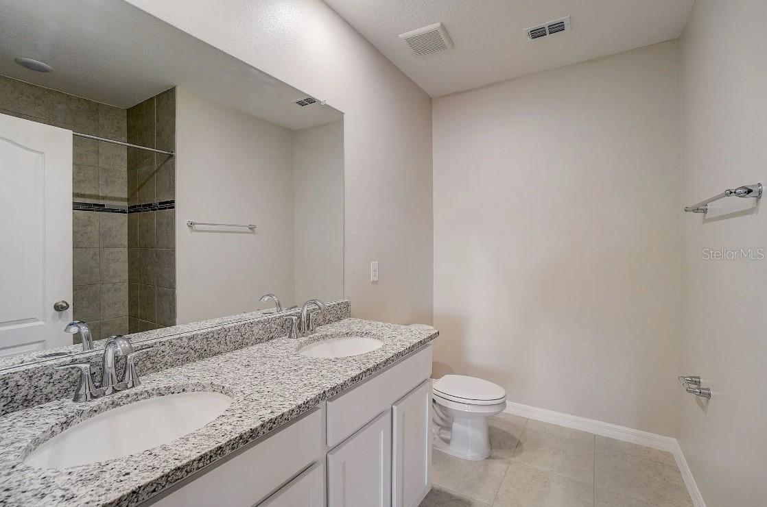 Image 16 of 28 For 589 Broadoak Drive