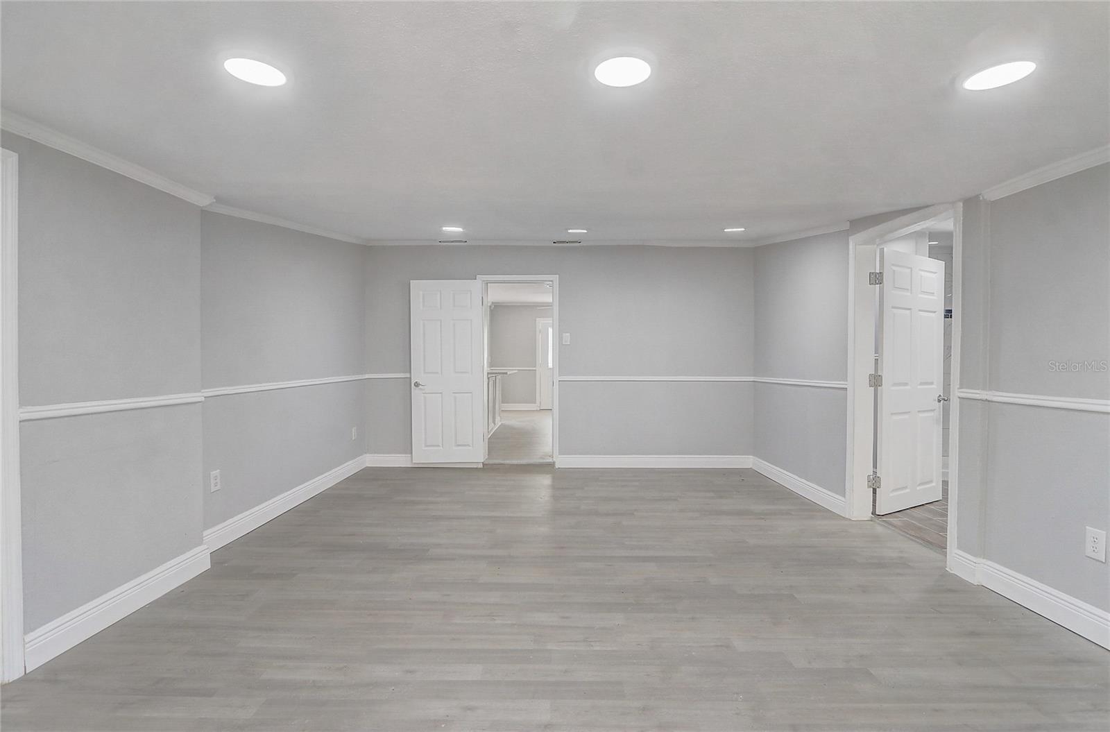 Image 6 of 37 For 1129 12th Street