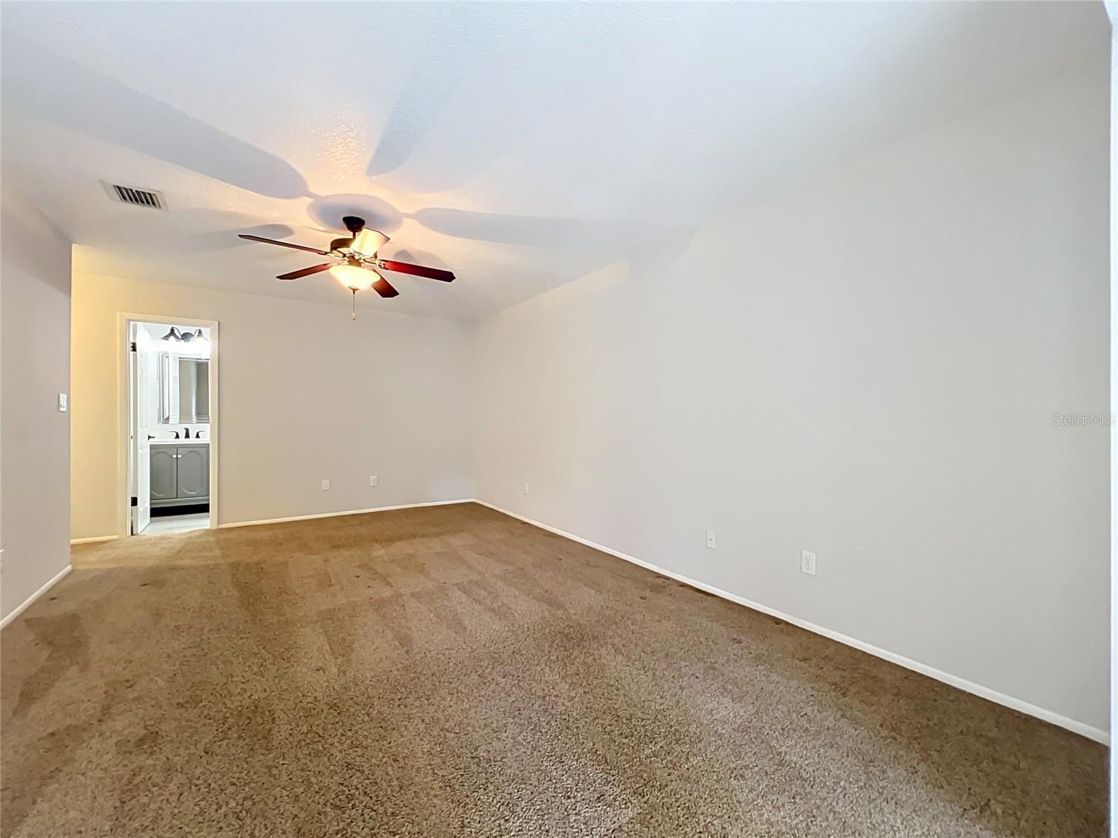Image 37 of 72 For 4823 Landover Circle