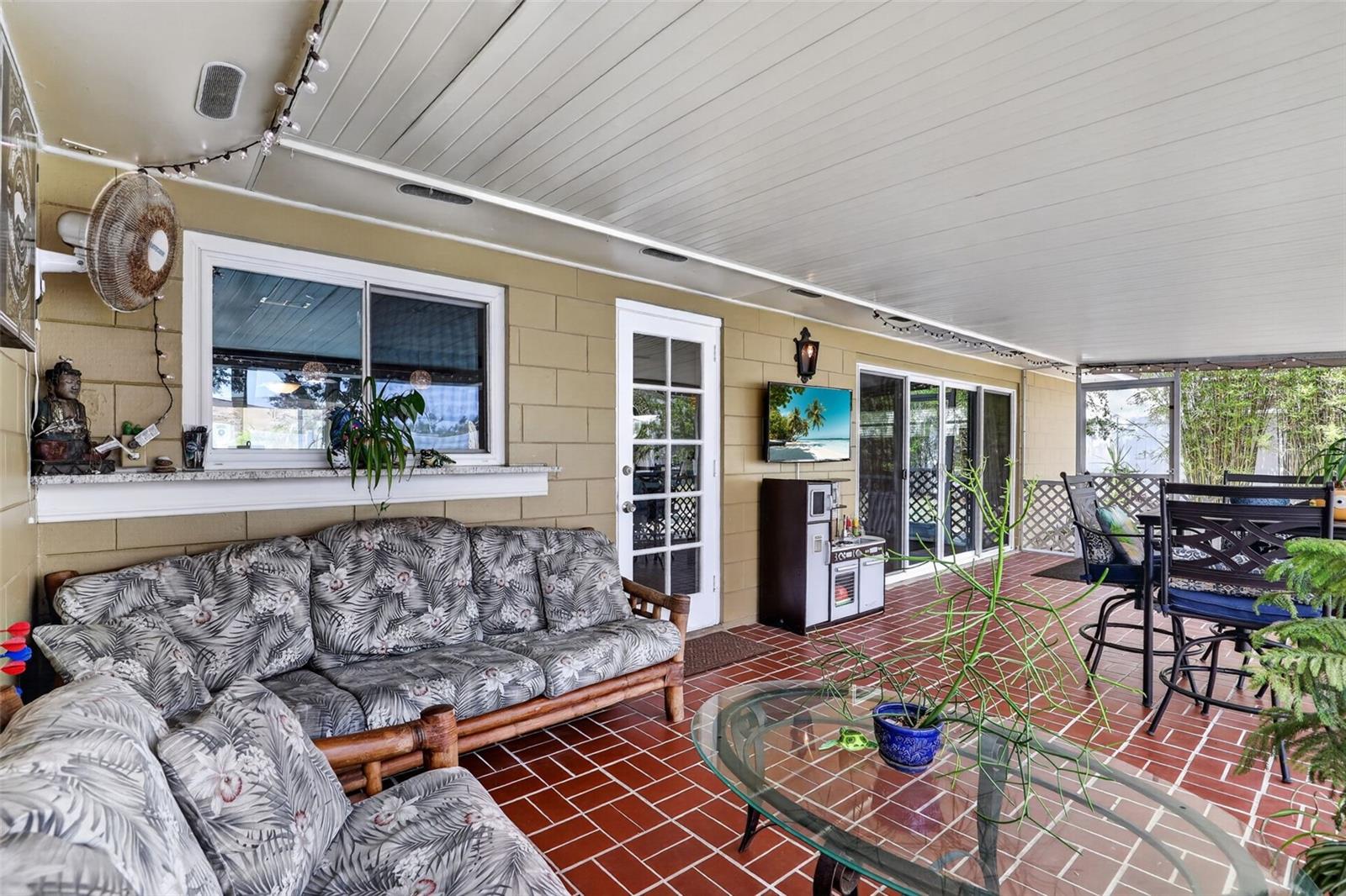 Image 31 of 39 For 1905 Poinsetta Lane