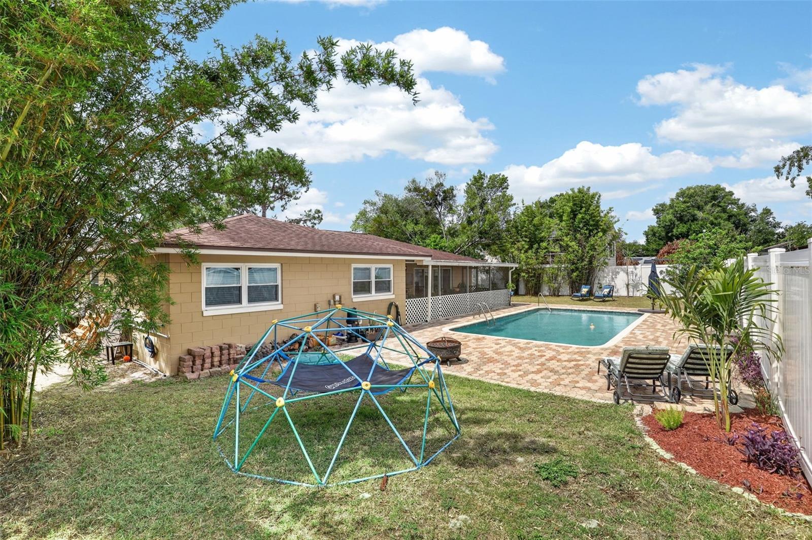 Image 38 of 39 For 1905 Poinsetta Lane