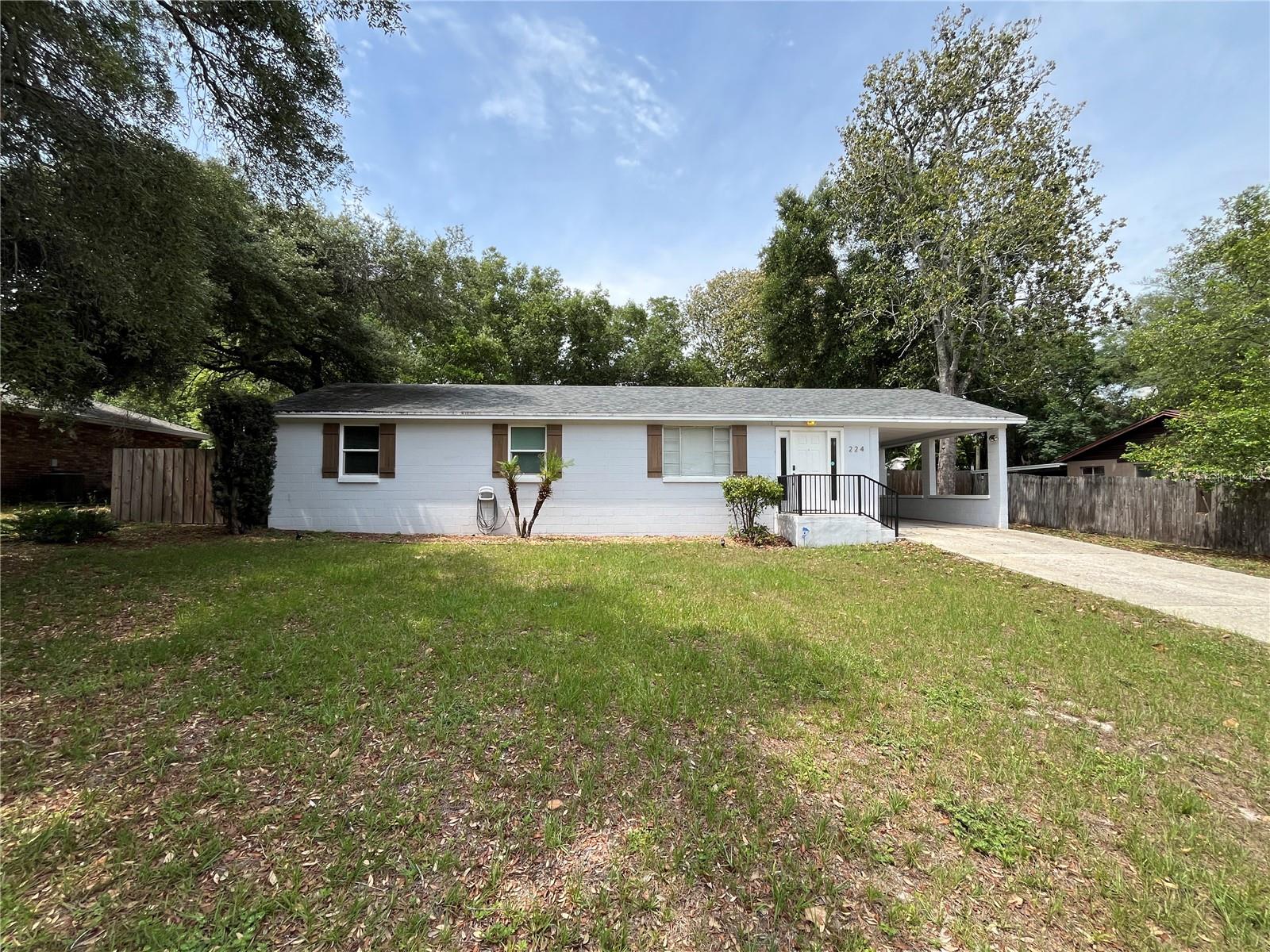 Image 2 of 17 For 224 Lakewood Drive