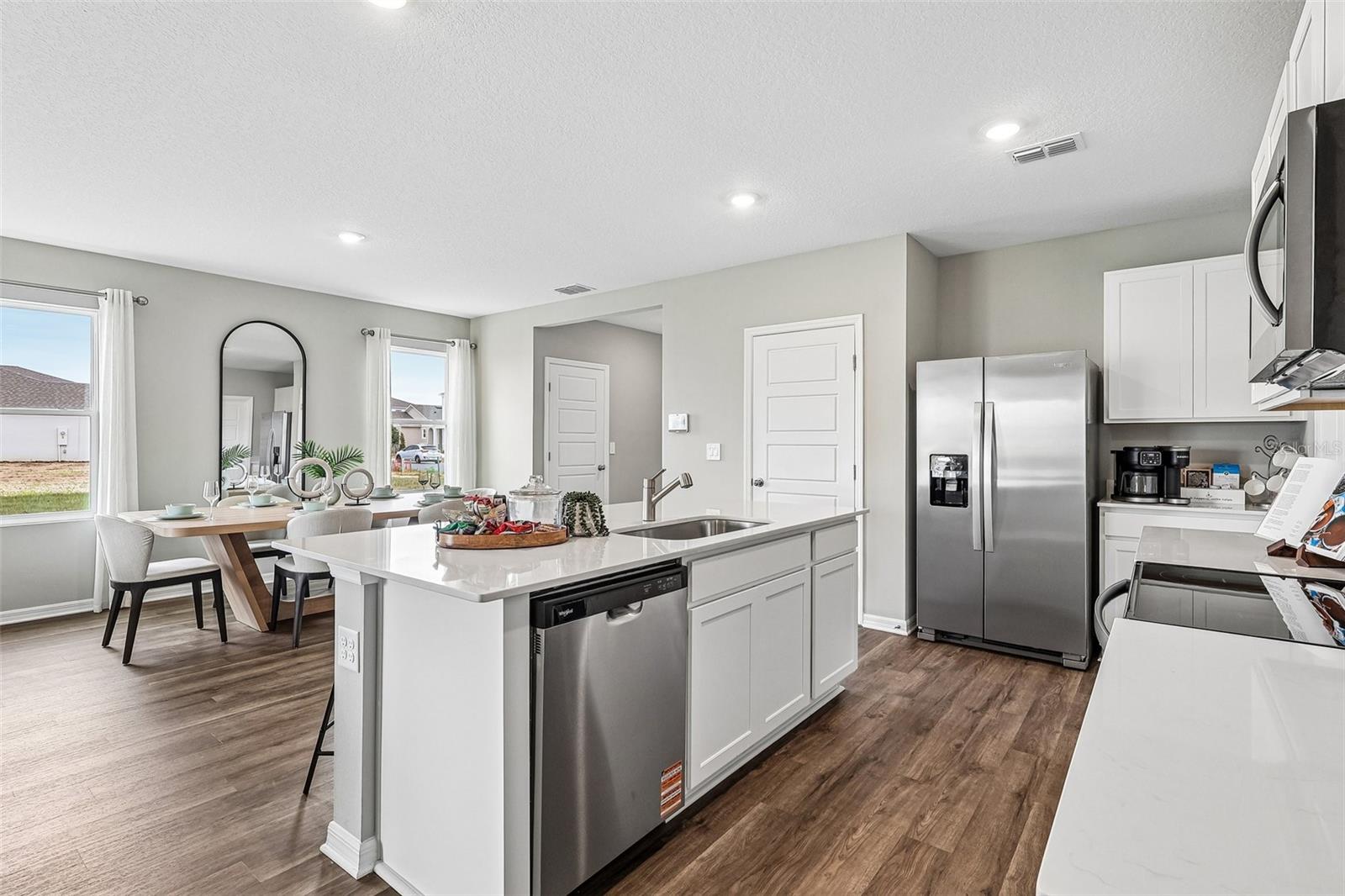 Image 10 of 37 For 5417 Willow Creek Drive
