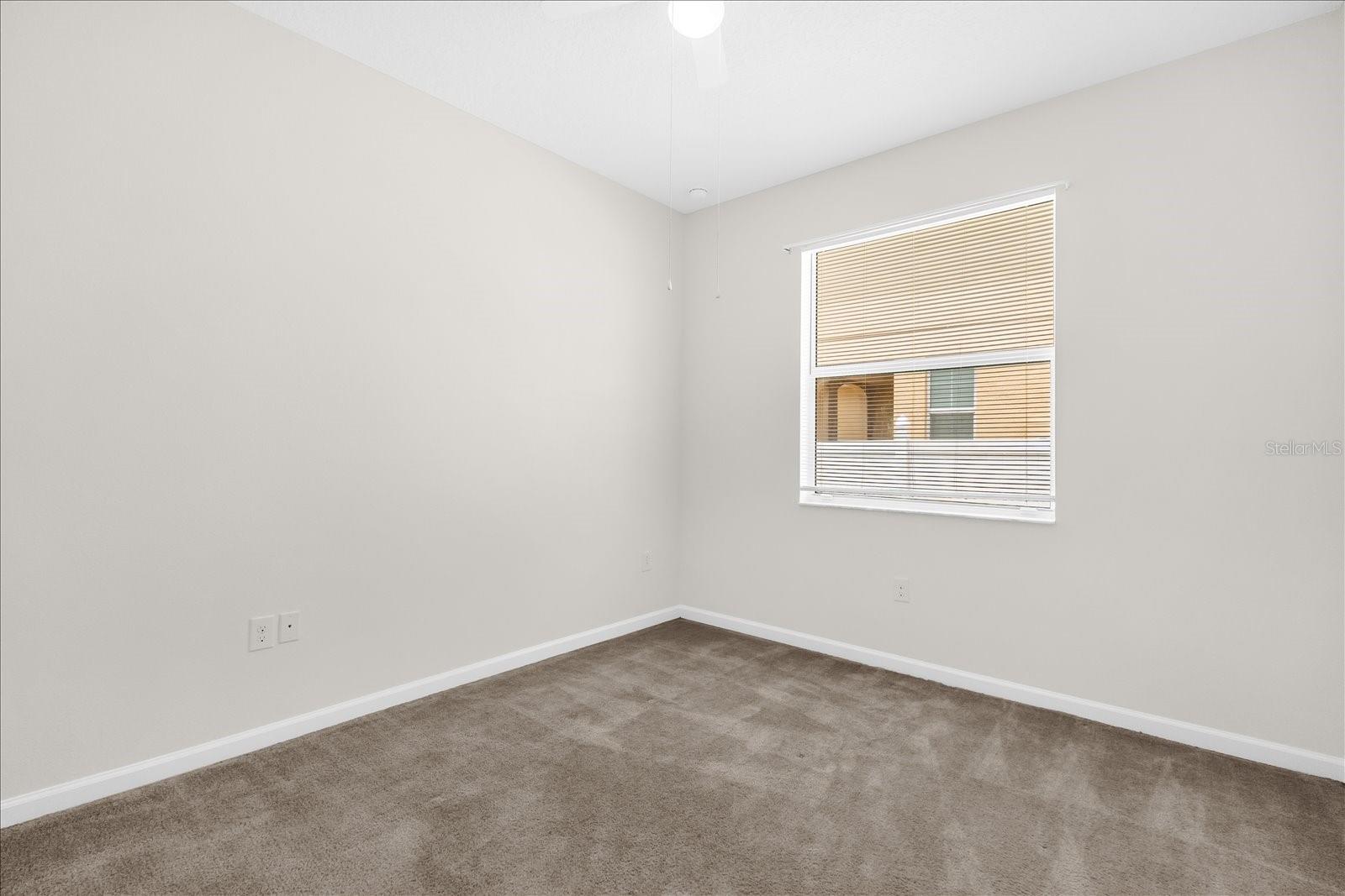 Image 18 of 32 For 16780 Meadows Street