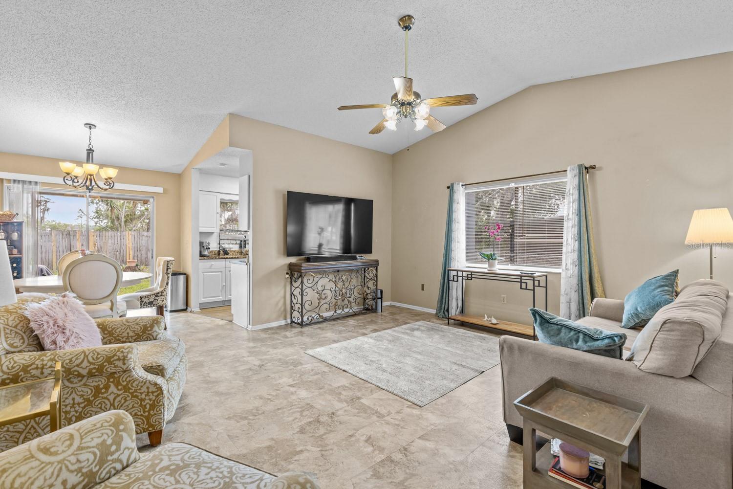 Image 4 of 21 For 12102 Walden Woods Drive