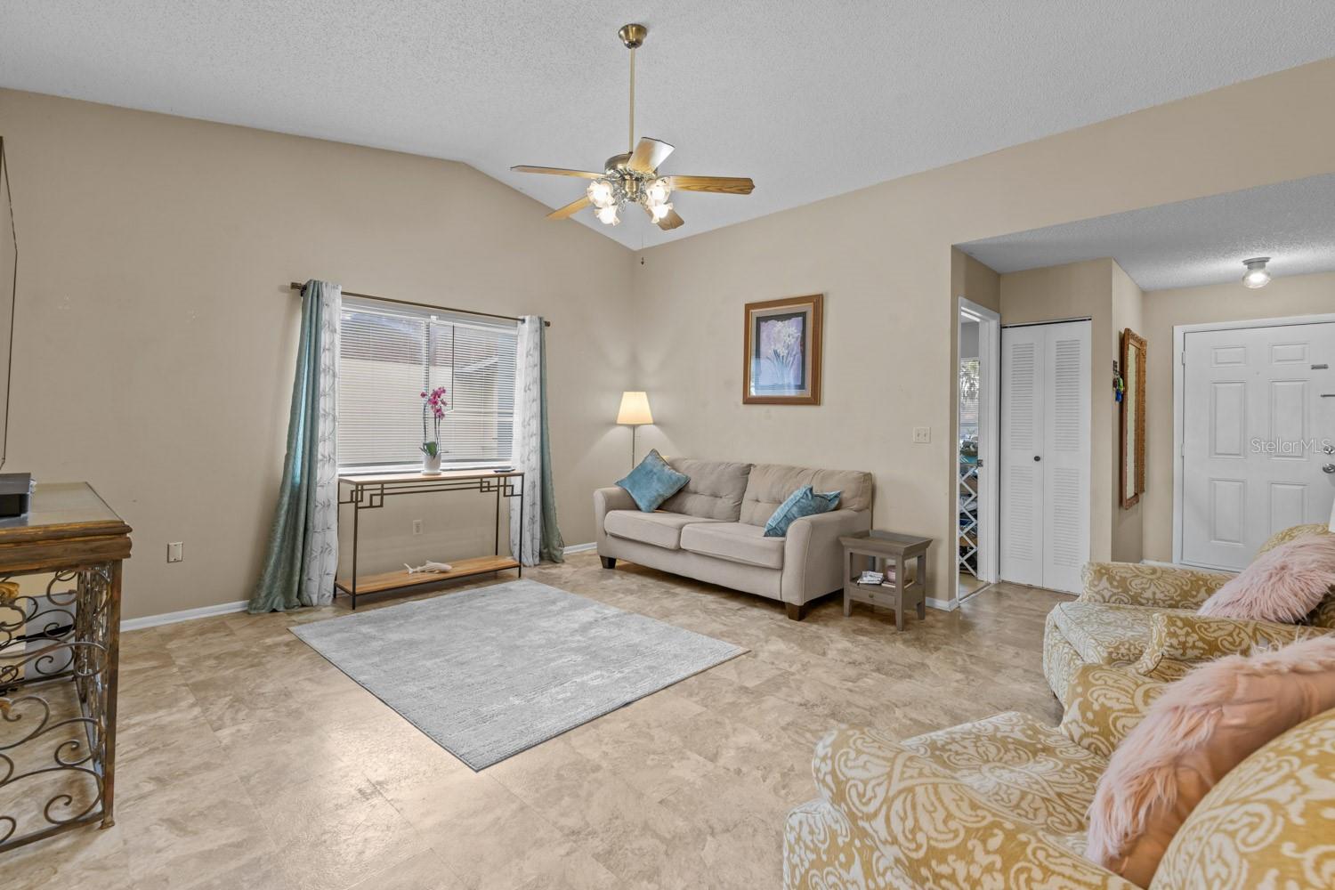 Image 5 of 21 For 12102 Walden Woods Drive