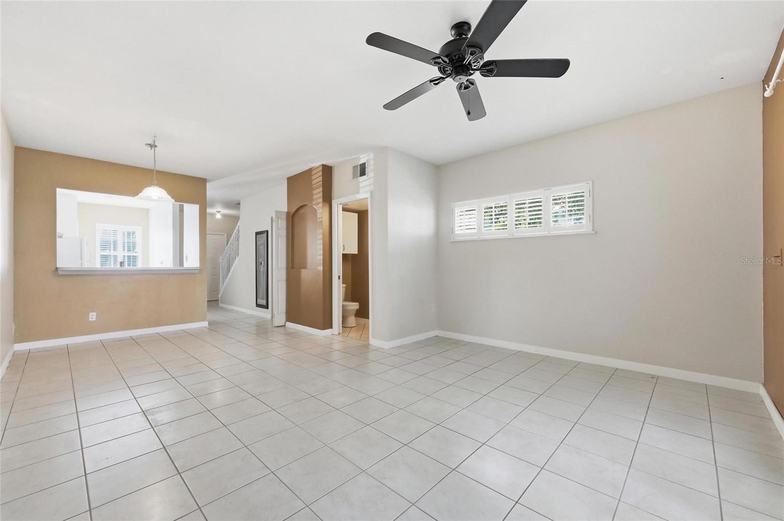 Image 11 of 29 For 6998 Woodlake Drive