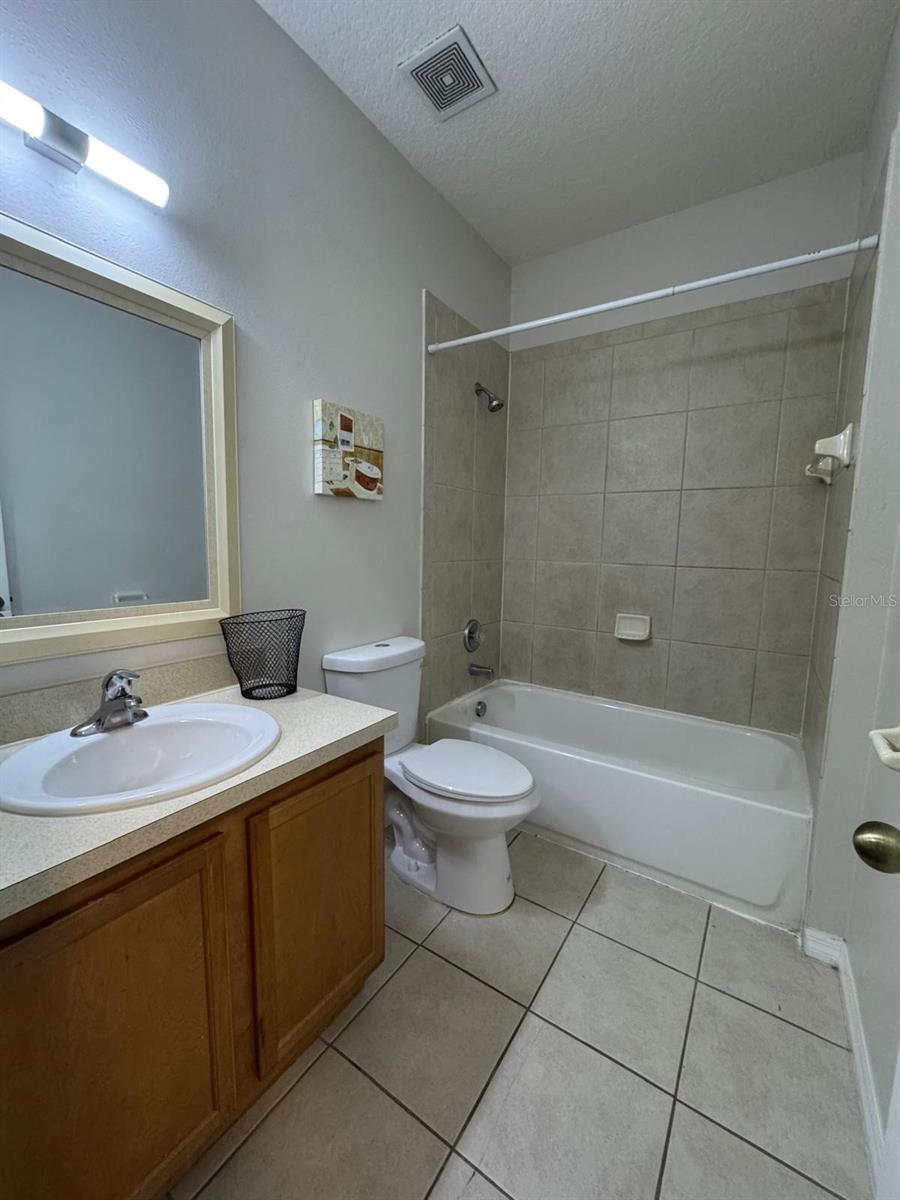 Image 14 of 23 For 4300 Paradise Cove Court 4300