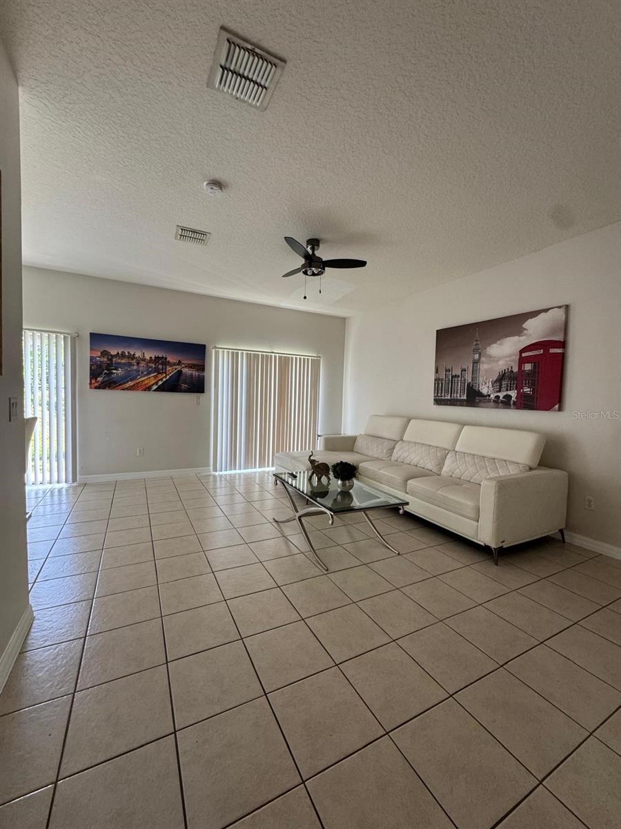 Image 3 of 23 For 4300 Paradise Cove Court 4300