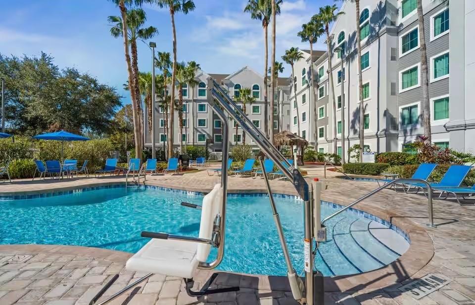 Image 32 of 47 For 8303 Palm Parkway 208