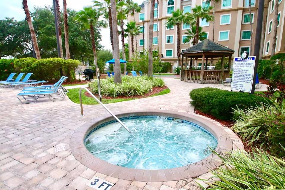 Image 36 of 47 For 8303 Palm Parkway 208
