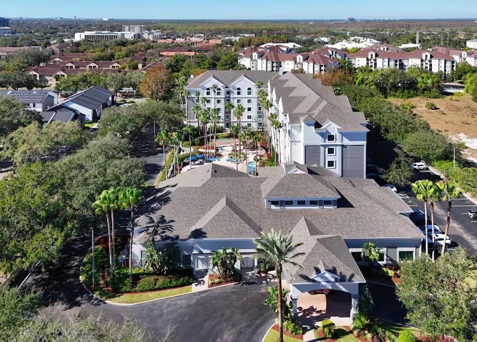 Image 46 of 47 For 8303 Palm Parkway 208