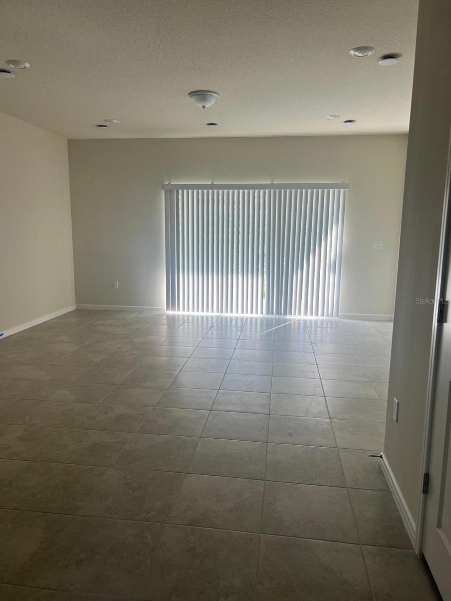 Image 5 of 16 For 2558 Winsome Way
