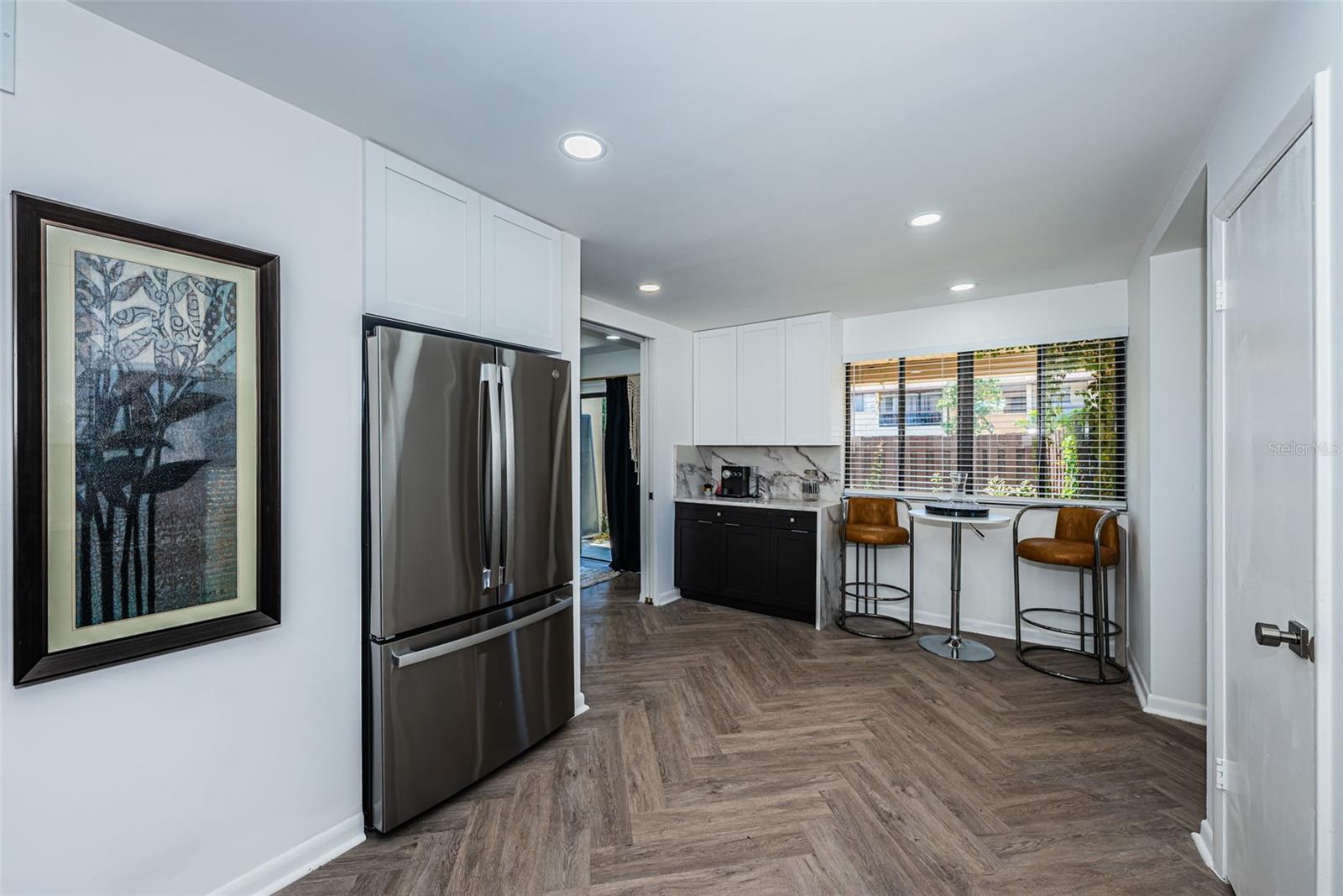 Image 13 of 63 For 781 Village Lake Terrace N 101a
