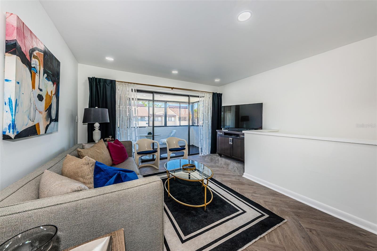 Image 27 of 63 For 781 Village Lake Terrace N 101a