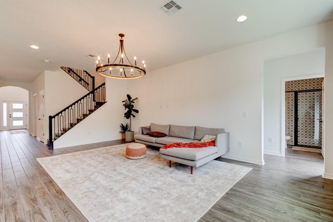 Image 7 of 43 For 5675 Green Arrow Place