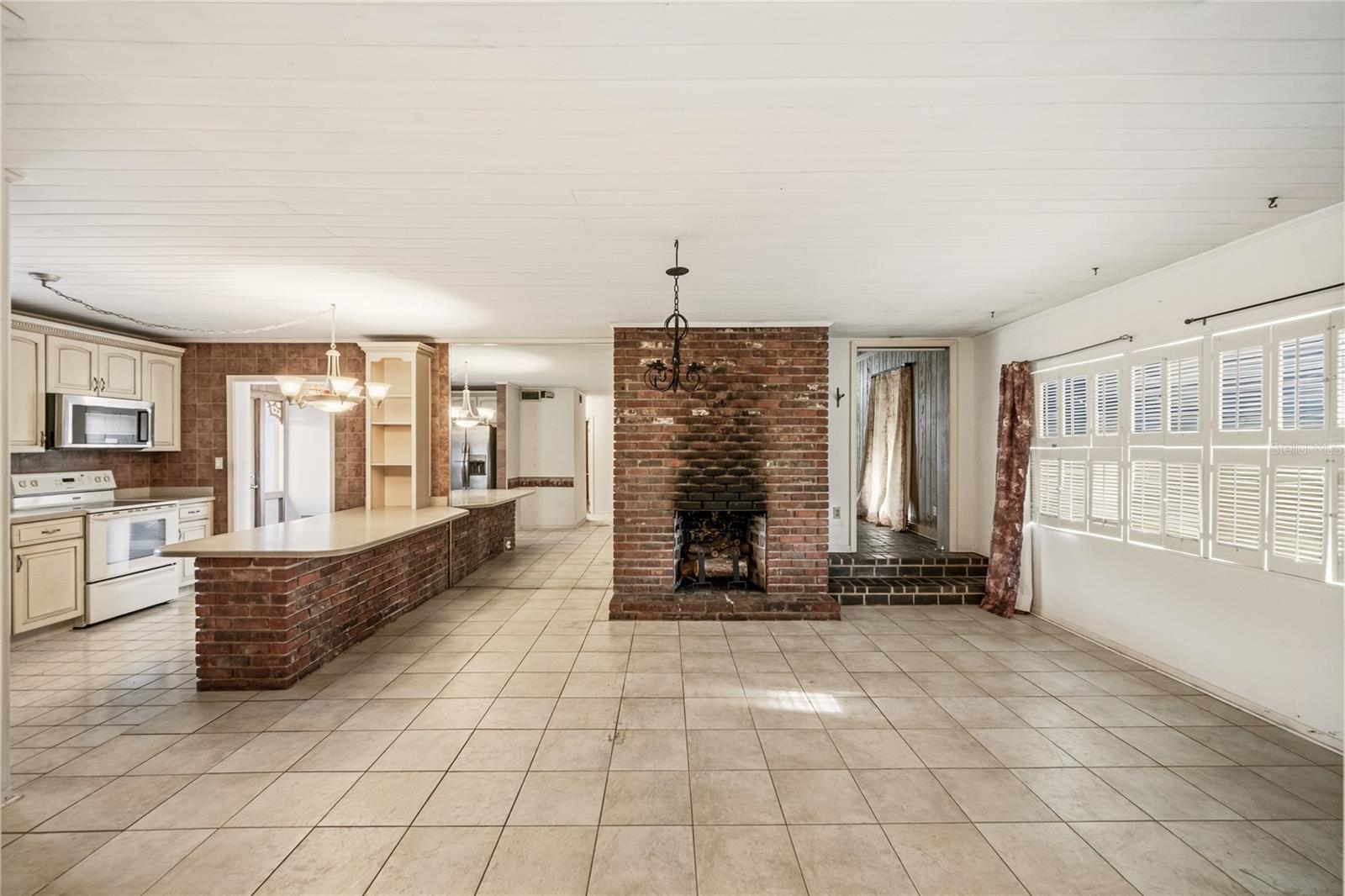 Image 13 of 54 For 3901 Apopka Vineland Road