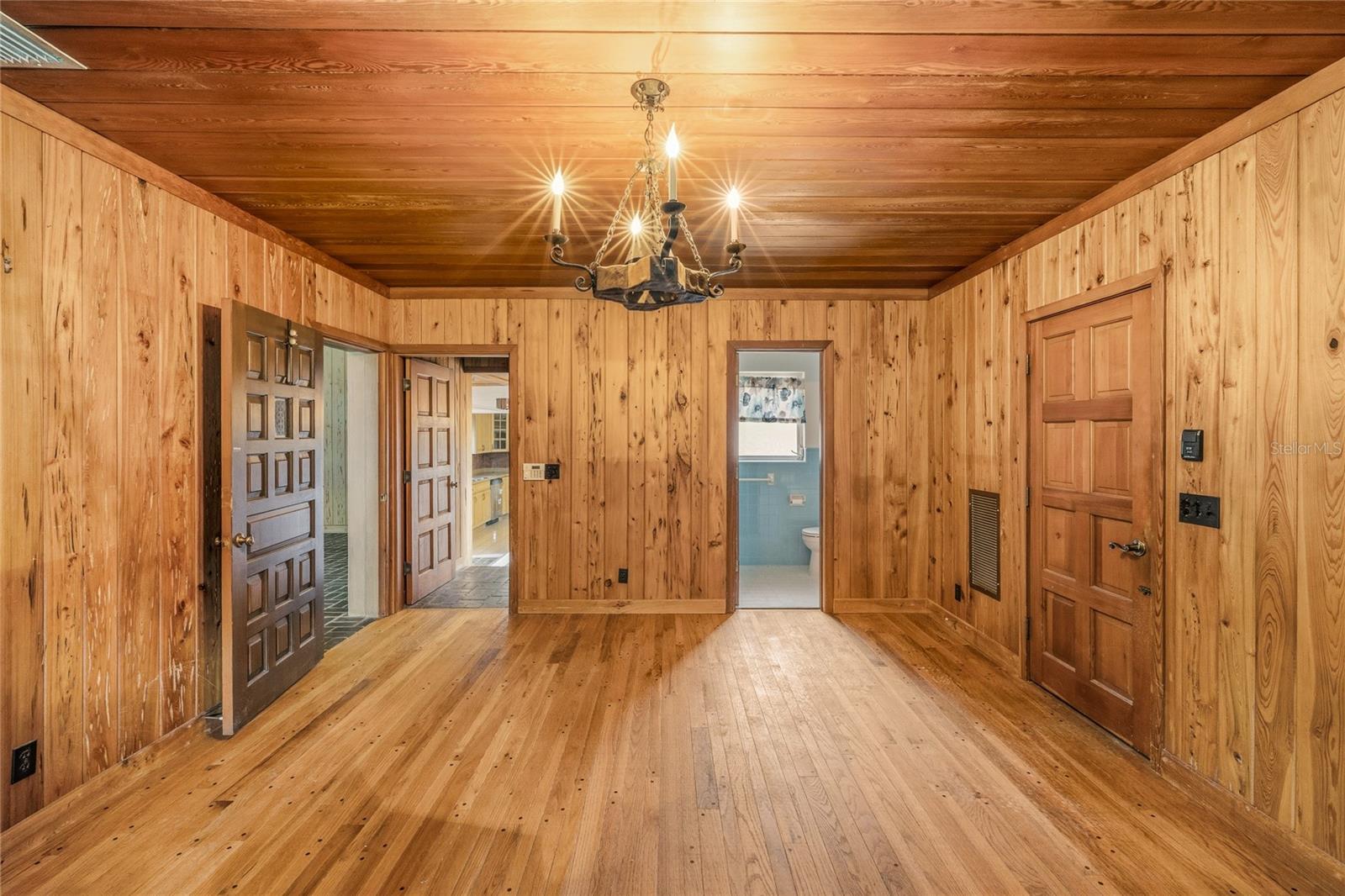 Image 15 of 54 For 3901 Apopka Vineland Road