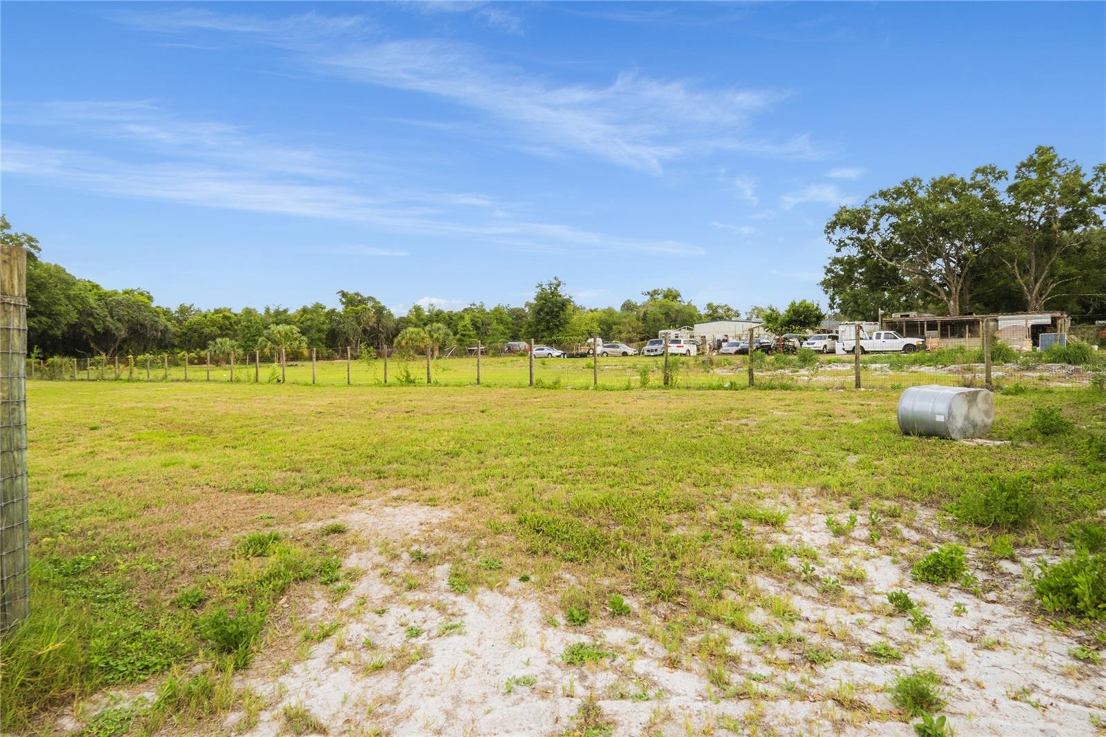 Image 43 of 54 For 3901 Apopka Vineland Road