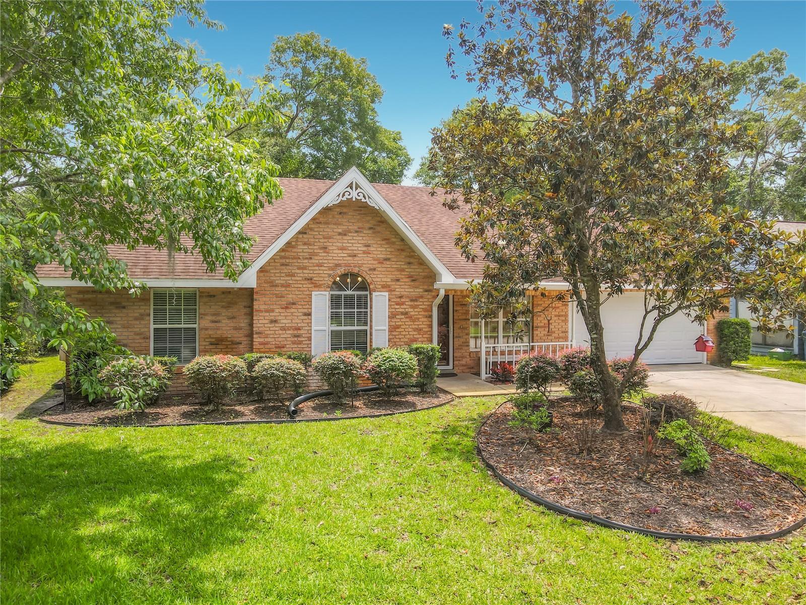 Details for 405 Secluded Oaks Trail, DELAND, FL 32724