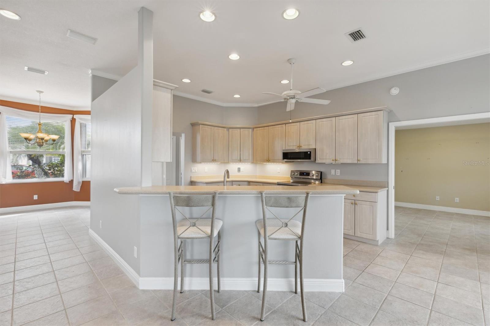 Image 13 of 43 For 2270 Brightwood Circle