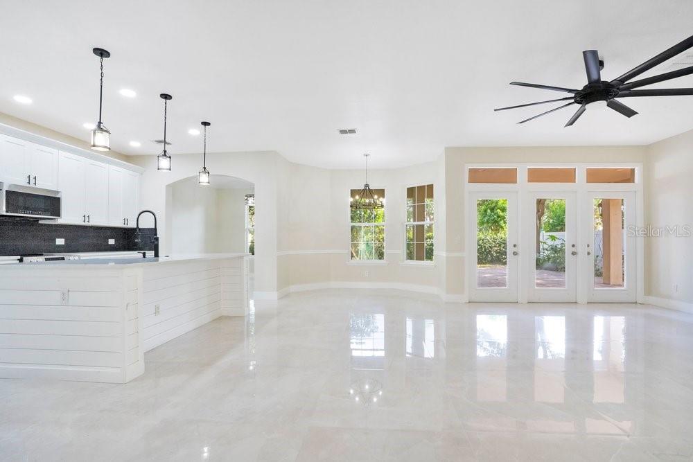 Image 13 of 38 For 6615 Helmsley Circle