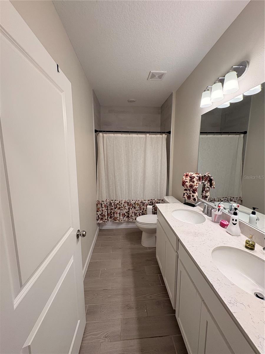 Image 6 of 10 For 1525 44th Court Road