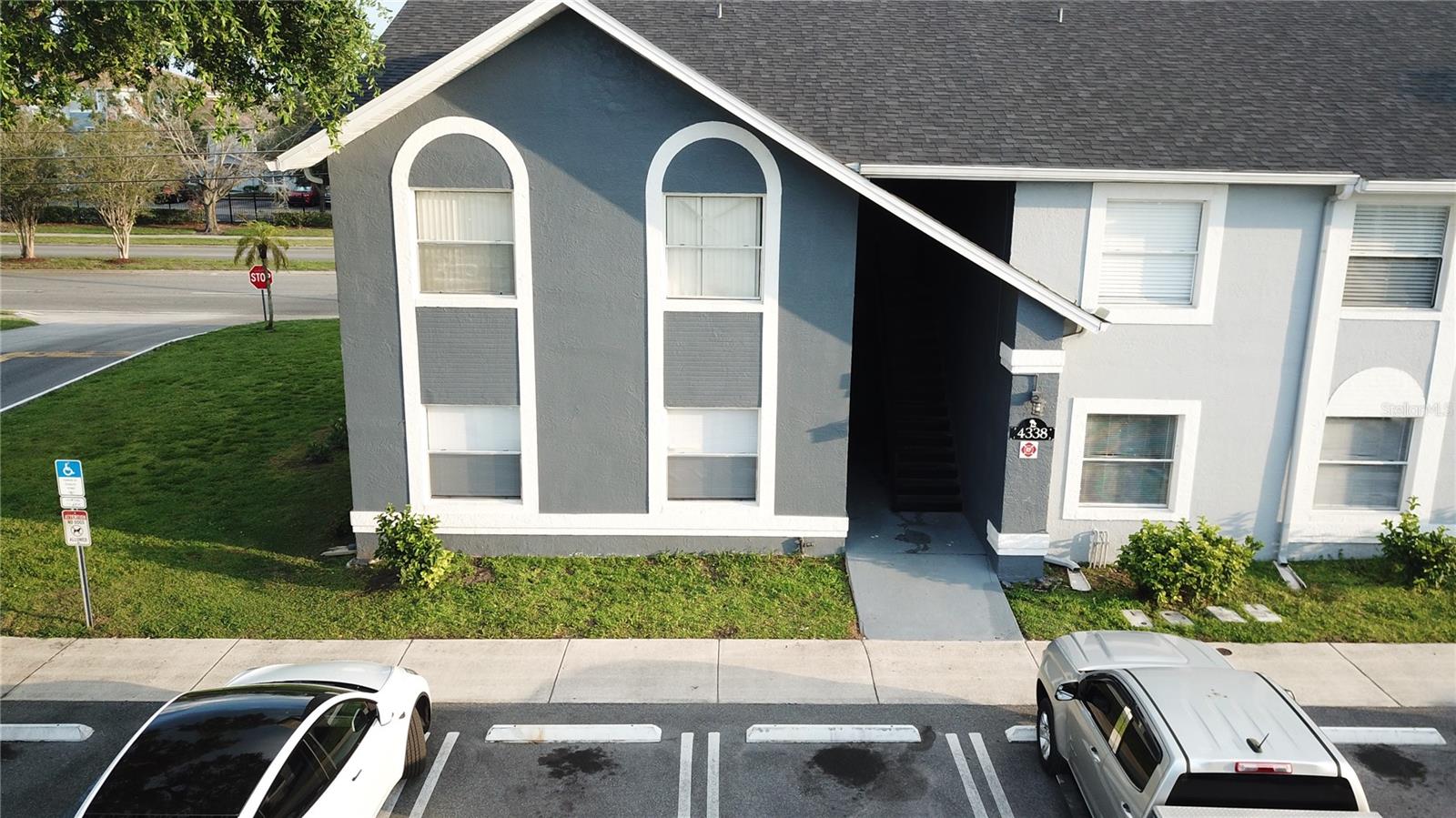 Image 46 of 50 For 4338 Pershing Pointe Place 3