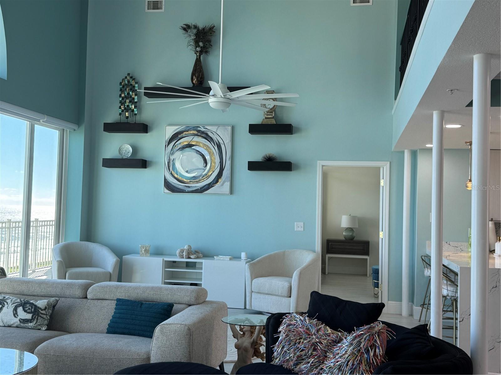 Image 3 of 59 For 200 Ocean Crest Drive 1112