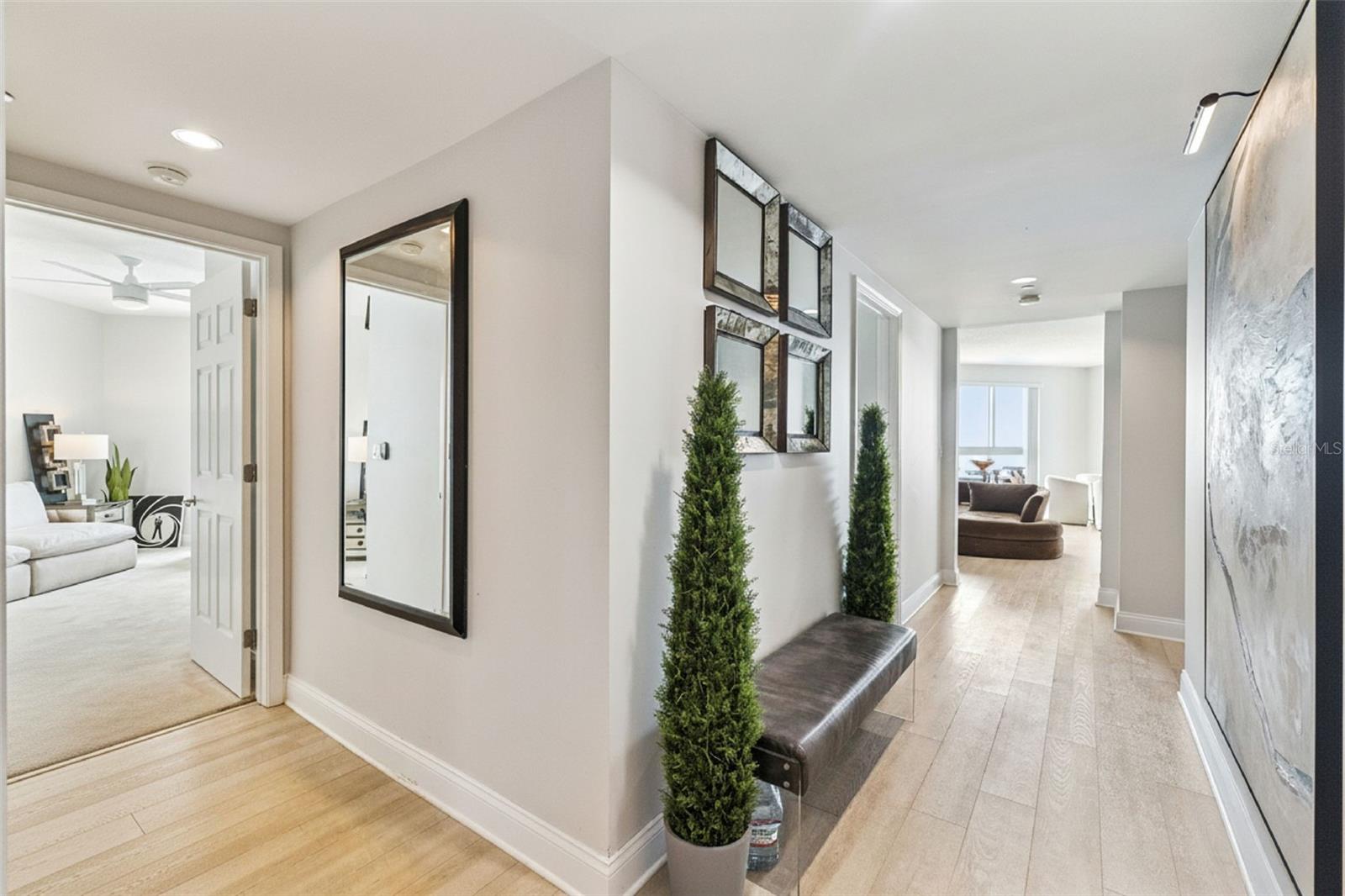 Image 14 of 46 For 231 Riverside Drive 702-1