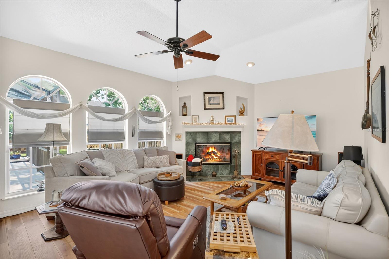 Image 18 of 42 For 5237 Chiswick Circle