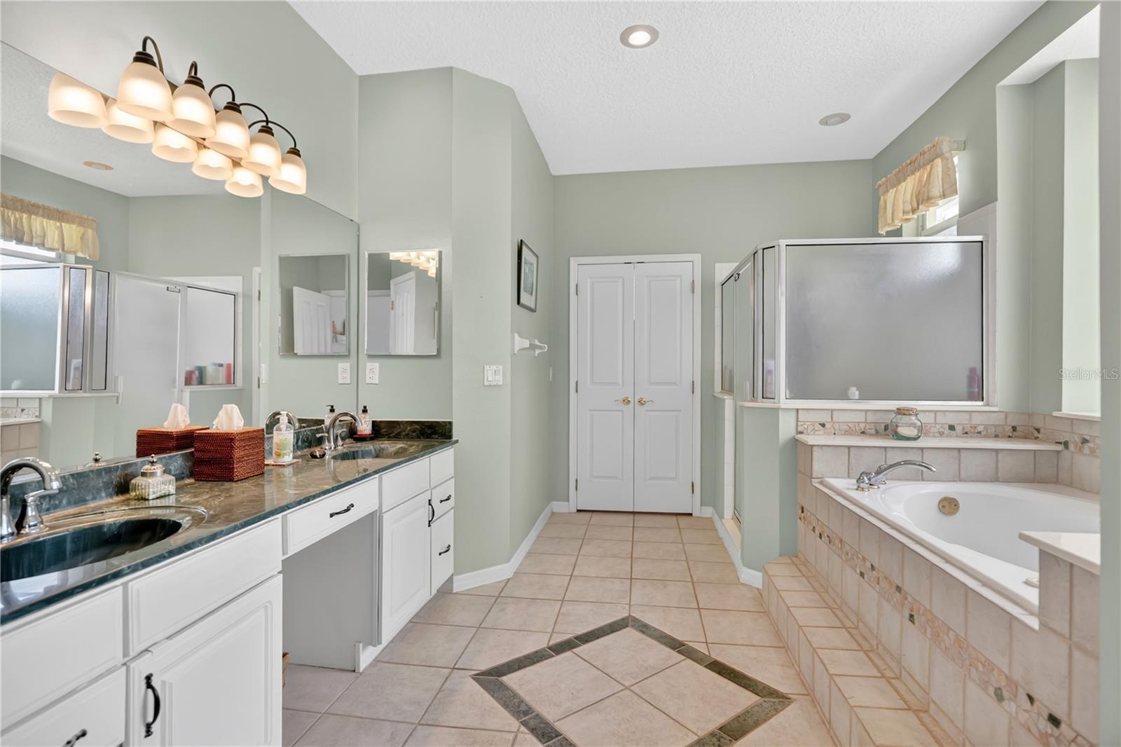 Image 22 of 42 For 5237 Chiswick Circle