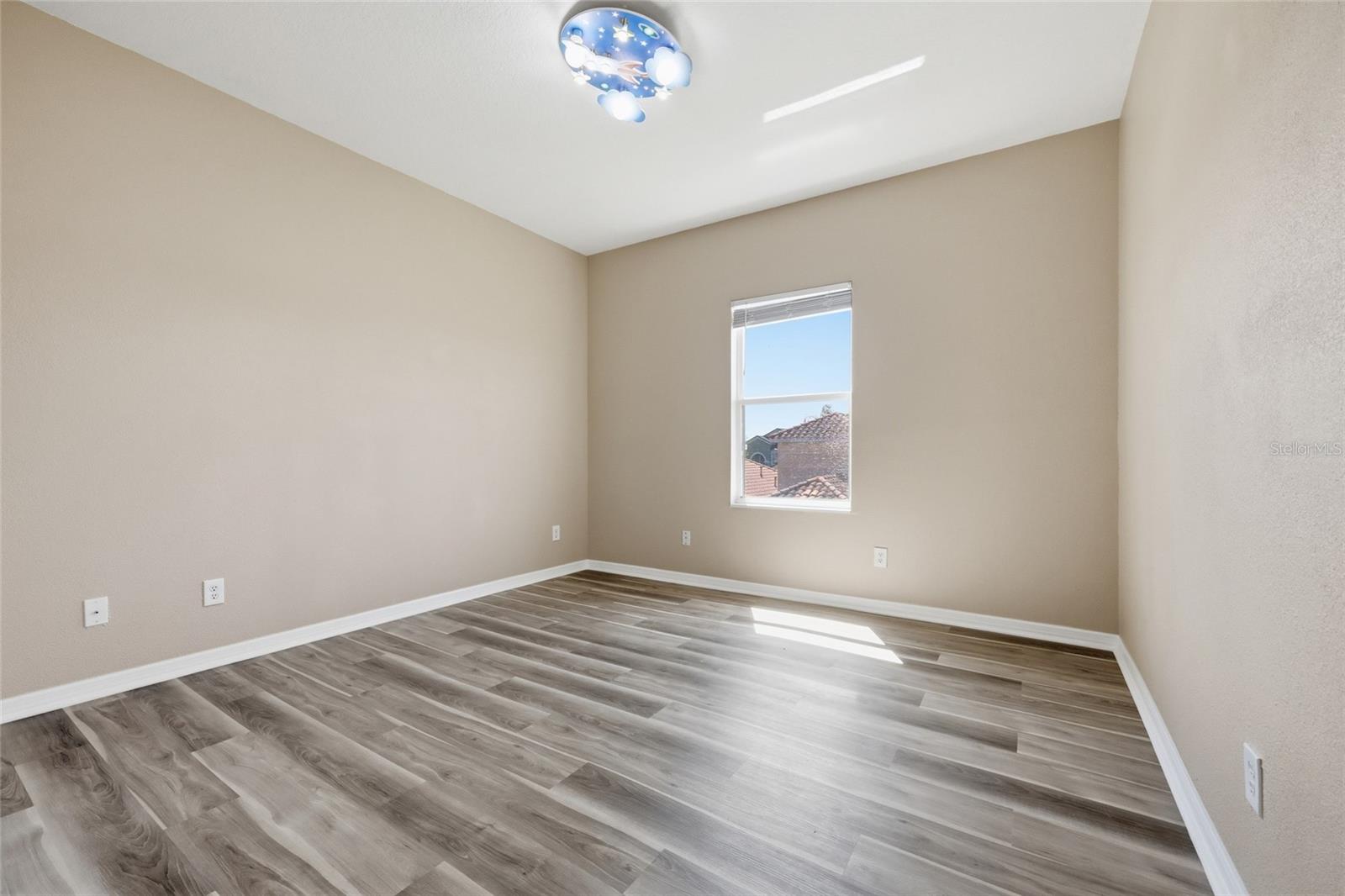 Image 23 of 36 For 720 Brunello Drive