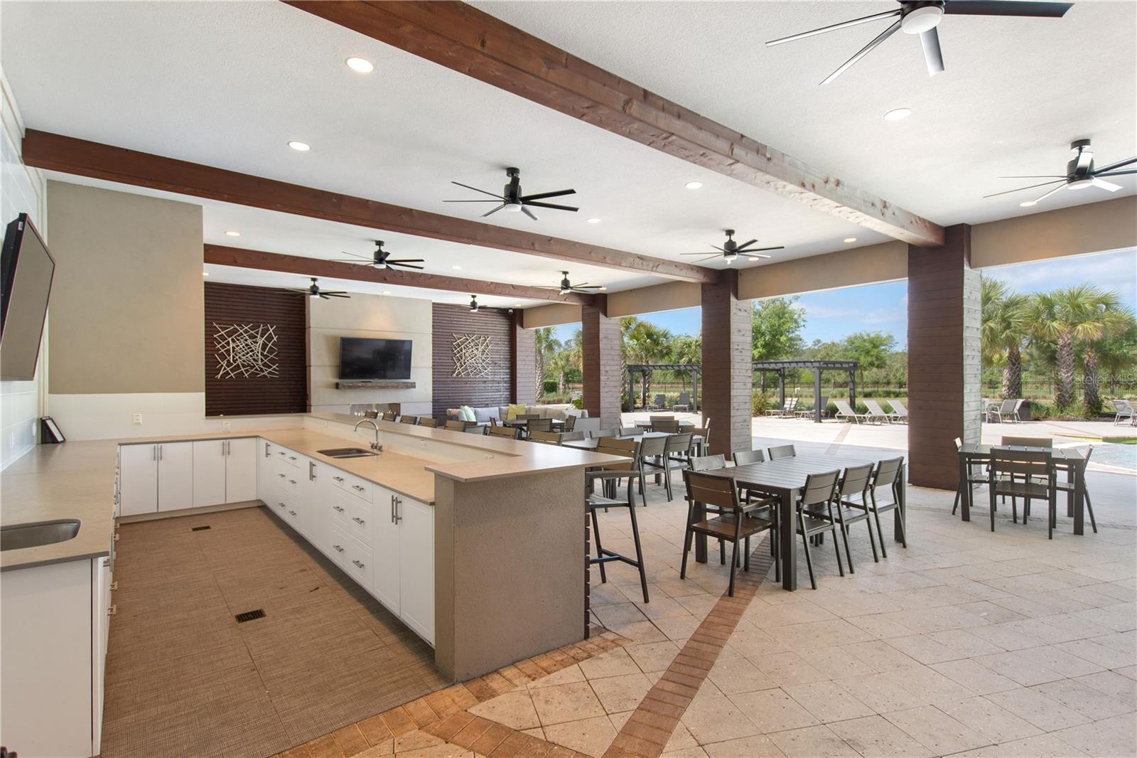Image 41 of 95 For 17988 Passionflower Circle