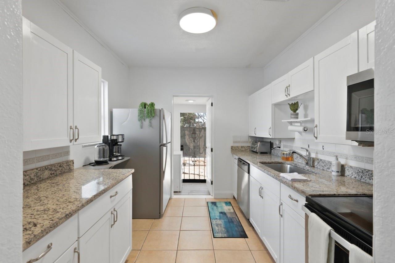 Image 34 of 43 For 341 Avenue L Ne