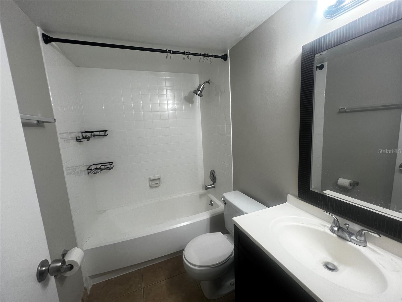 Image 8 of 11 For 140 Orchid Woods Court 15b