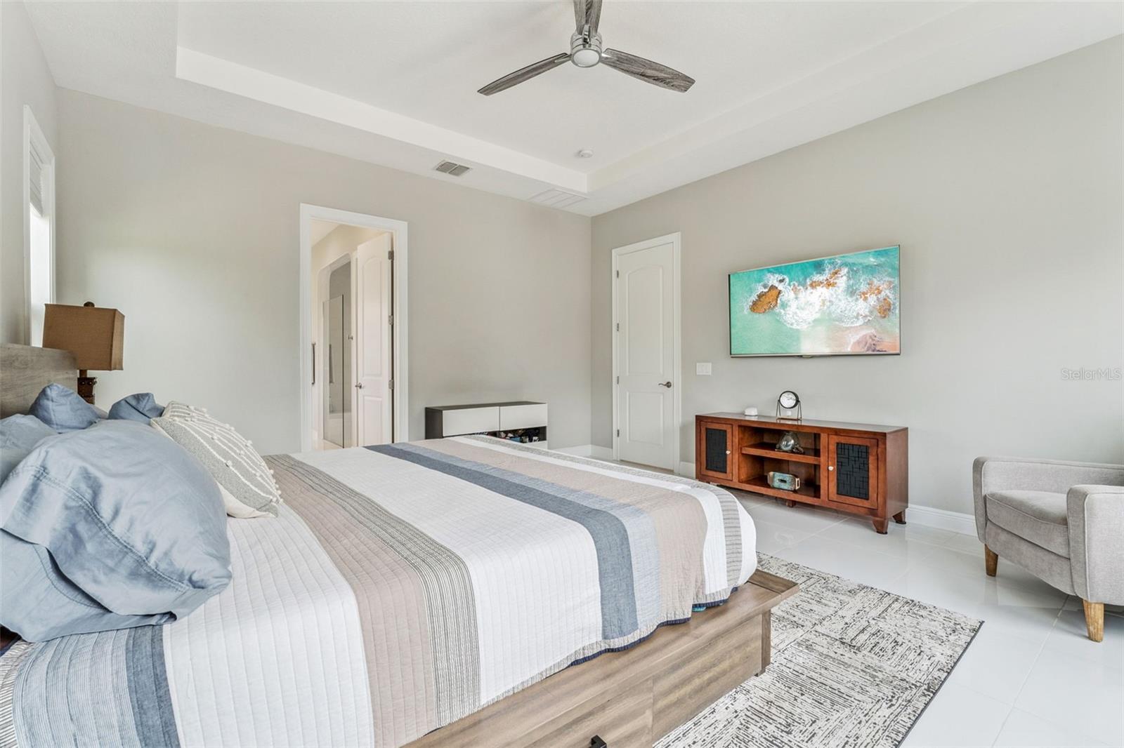 Image 20 of 71 For 16776 Broadwater Avenue