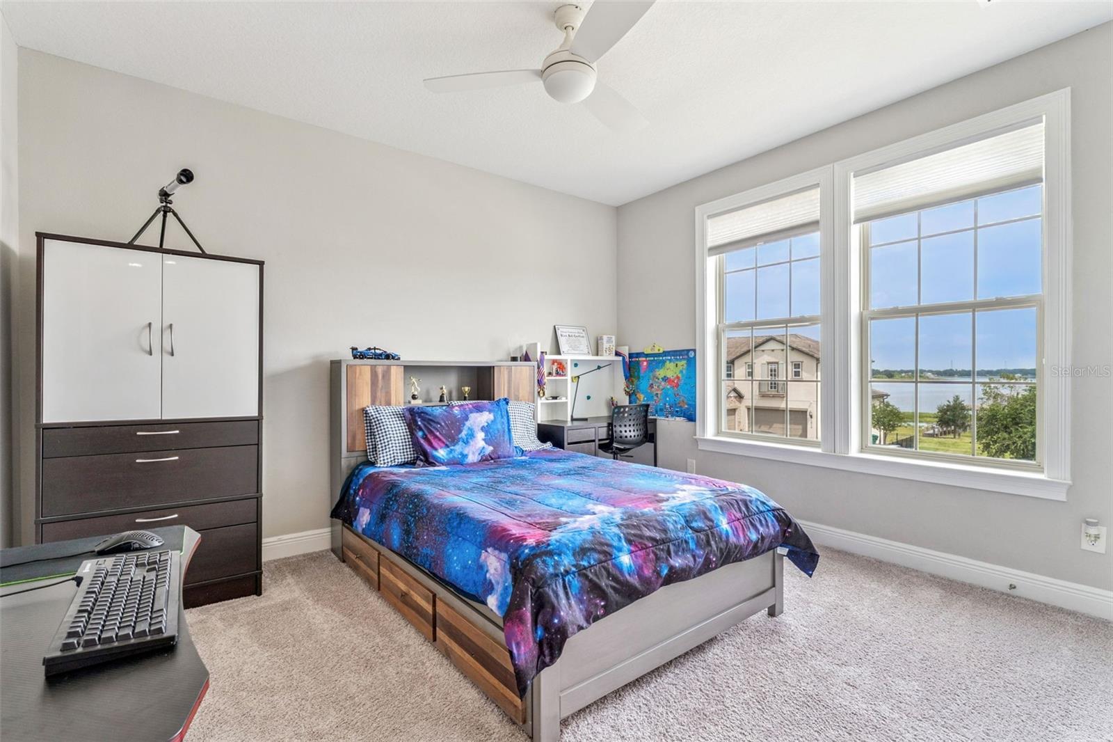 Image 26 of 71 For 16776 Broadwater Avenue