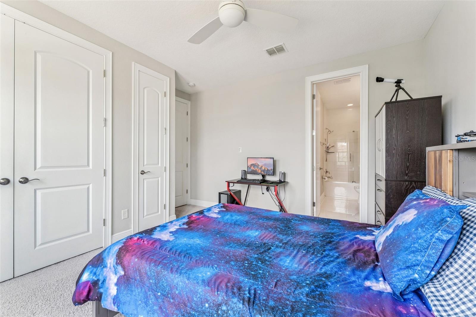 Image 27 of 71 For 16776 Broadwater Avenue