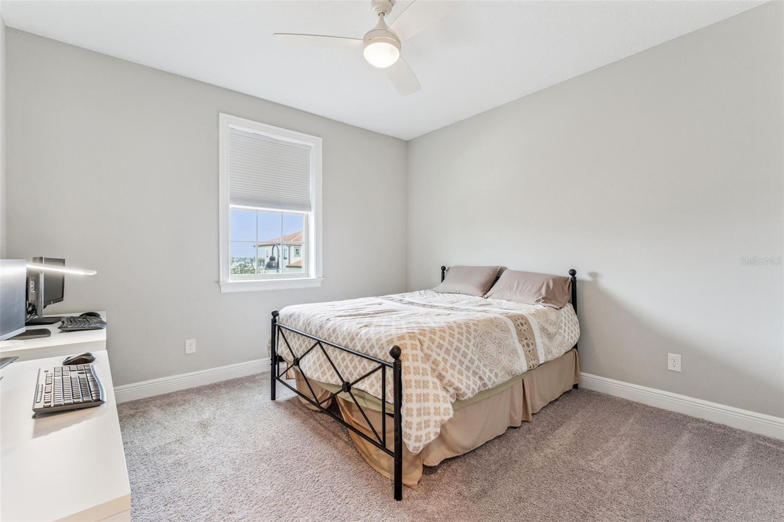Image 30 of 71 For 16776 Broadwater Avenue