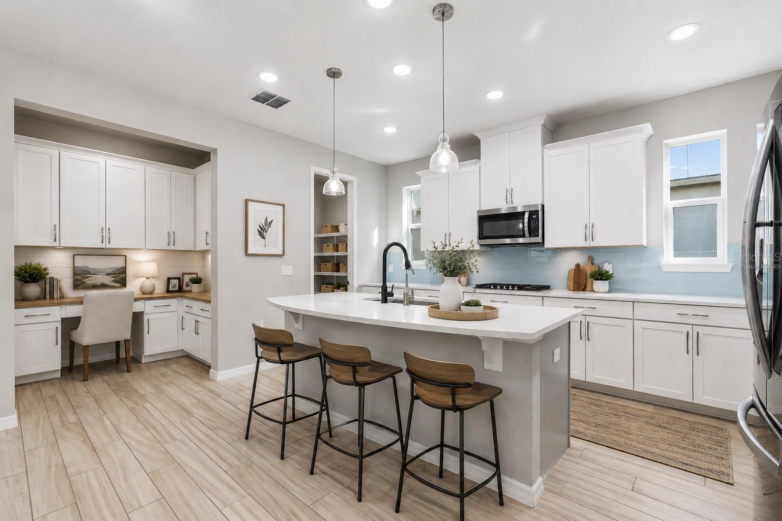 Image 18 of 72 For 8355 Torcello Isle Drive