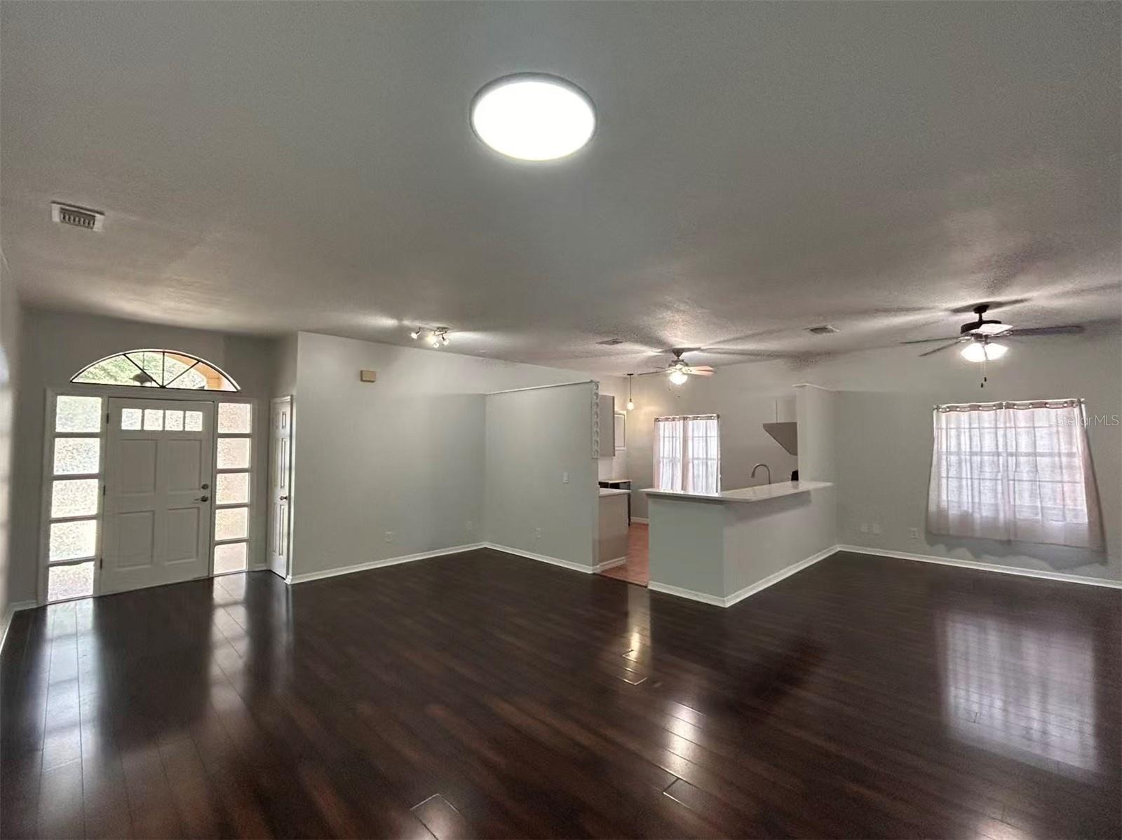 Image 2 of 18 For 1046 Whittier Circle