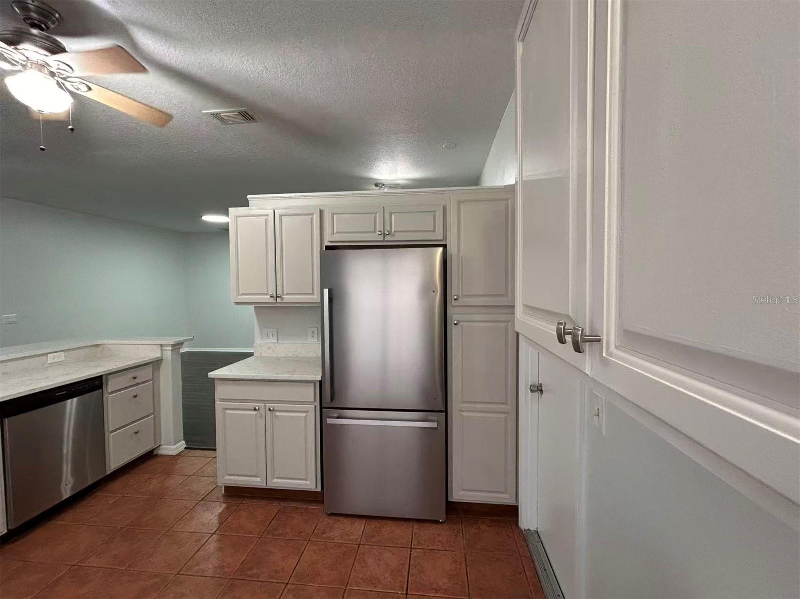 Image 5 of 18 For 1046 Whittier Circle
