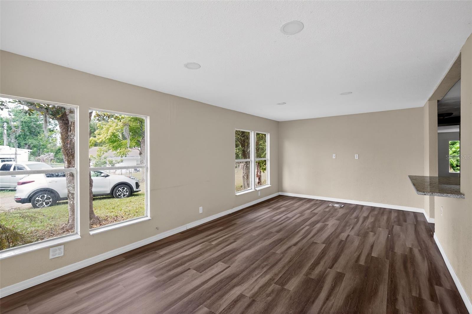 Image 12 of 32 For 3302 Peachtree Hill Road