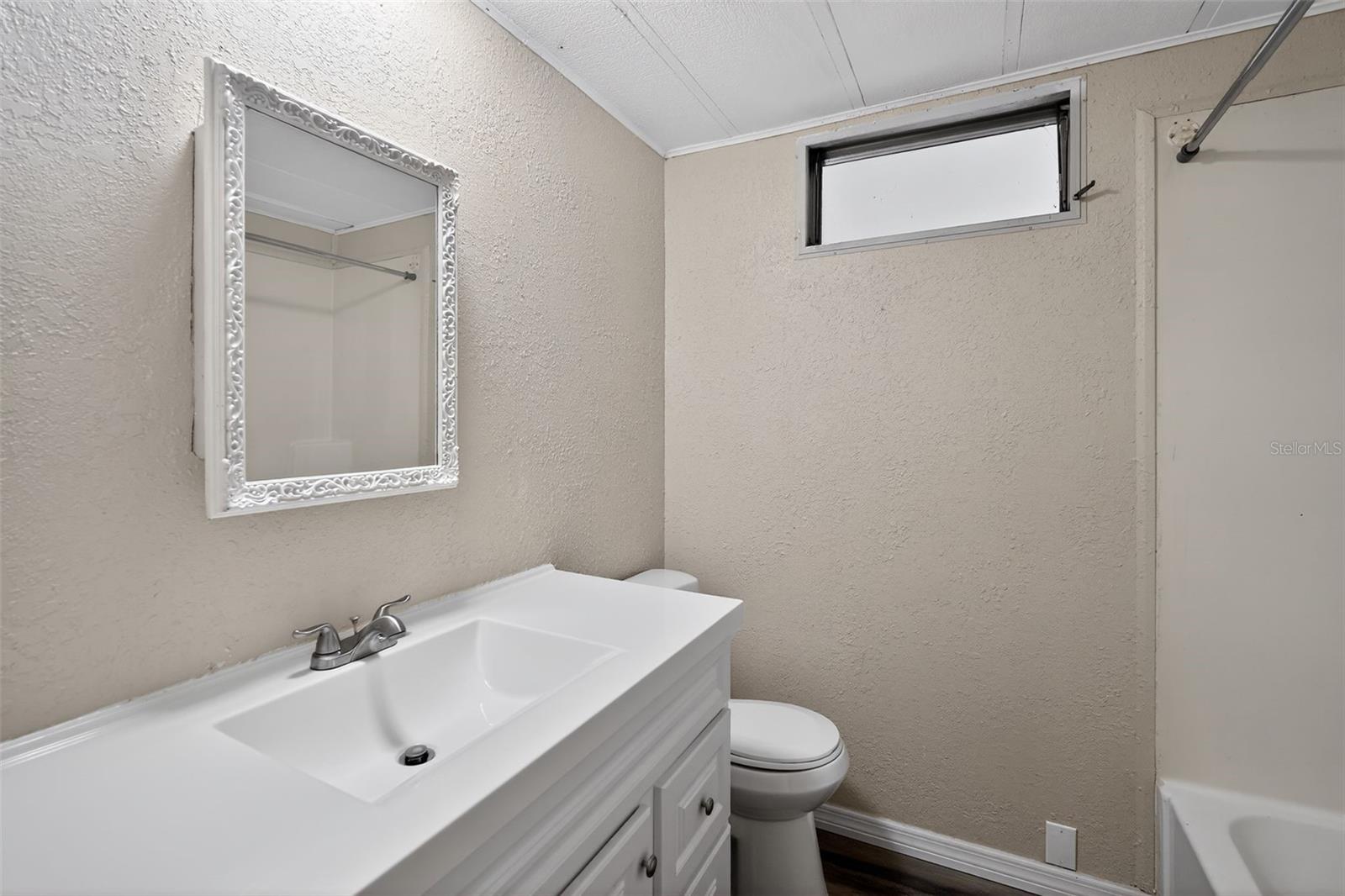 Image 17 of 32 For 3302 Peachtree Hill Road