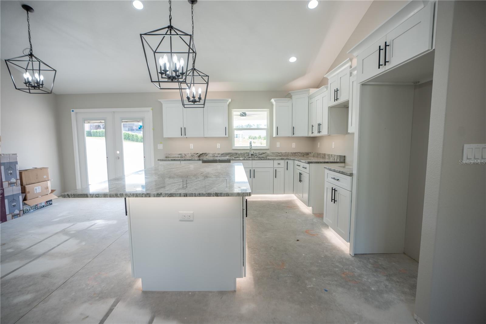 Image 11 of 42 For 6595 179th Court Road