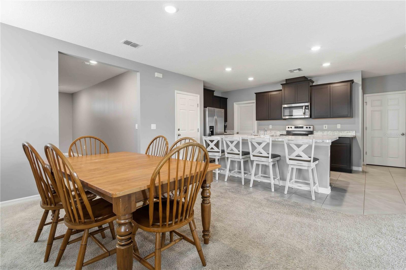 Image 2 of 17 For 1156 Valley View Avenue