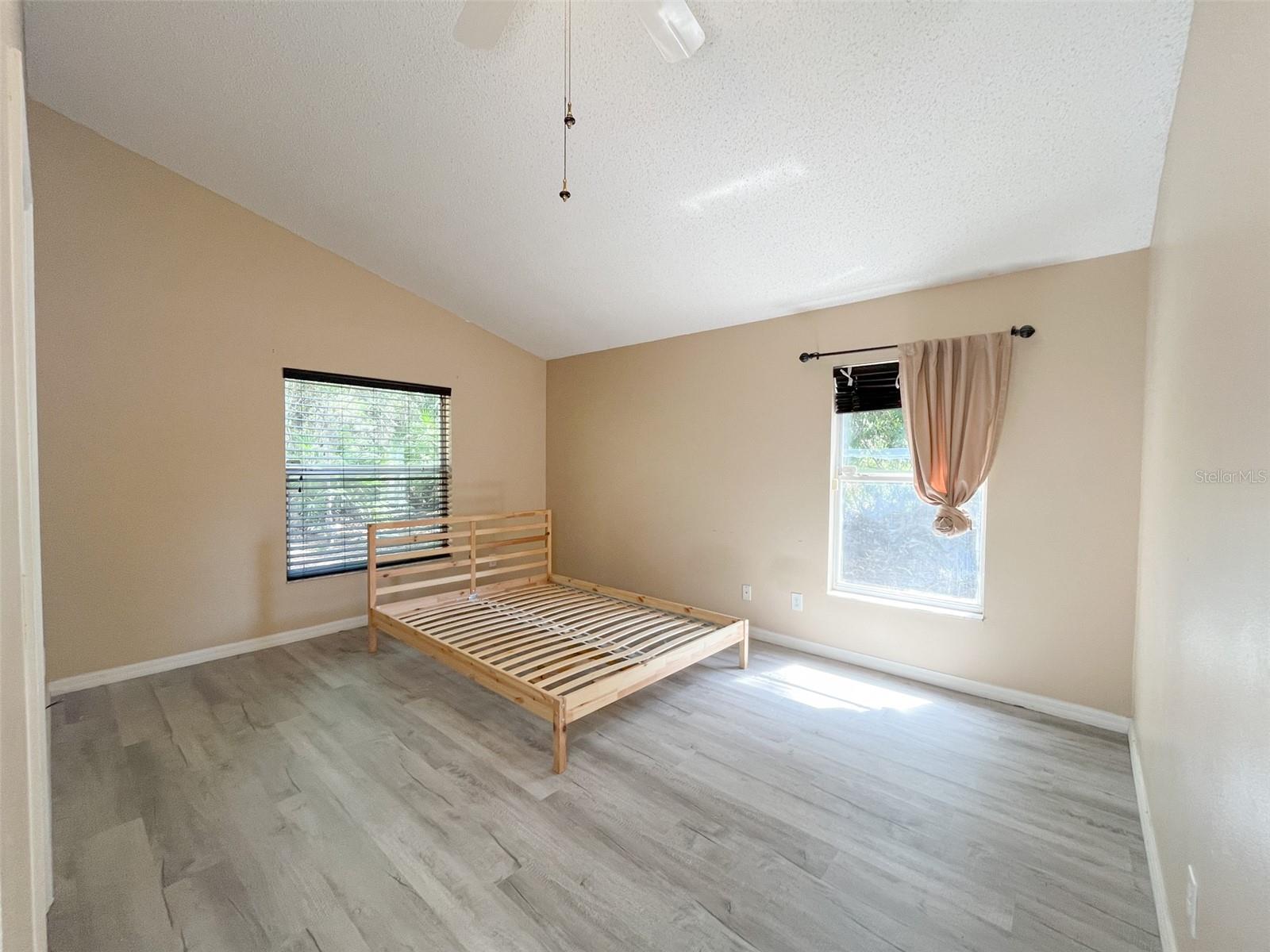 Image 10 of 11 For 4397 King Edward Drive